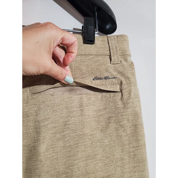 Eddie Bauer Travex Hiking Shorts Mens 33 Travel Guide Tan Hybrid UPF 50+ Trail - Picture 5 of 9